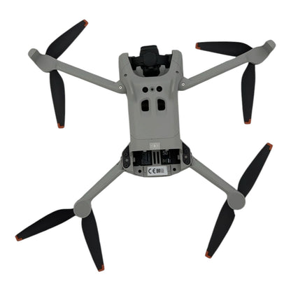 DJI Mini 3 Kameradrohne Flugdrohne Quadrocopter - DEFEKT - ERSATZTEILE  SPENDER