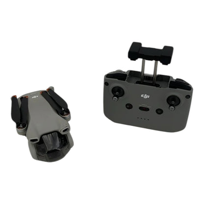 DJI Mini 3 Kameradrohne Flugdrohne Quadrocopter - DEFEKT - ERSATZTEILE  SPENDER