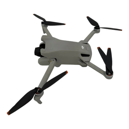 DJI Mini 3 Kameradrohne Flugdrohne Quadrocopter - DEFEKT - ERSATZTEILE  SPENDER